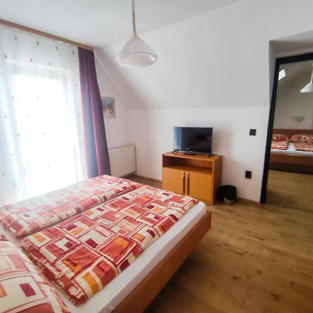 Affittacamere Viktória Panzió Zamárdi