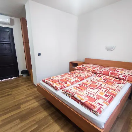 Affittacamere Viktória Panzió