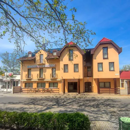 Viktoria Panzio Guest house 3*