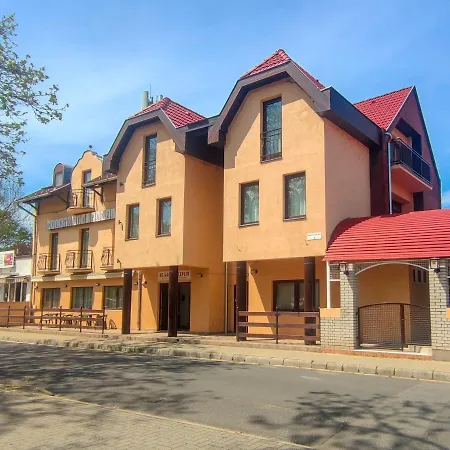 Guest house Viktoria Panzio Zamardi