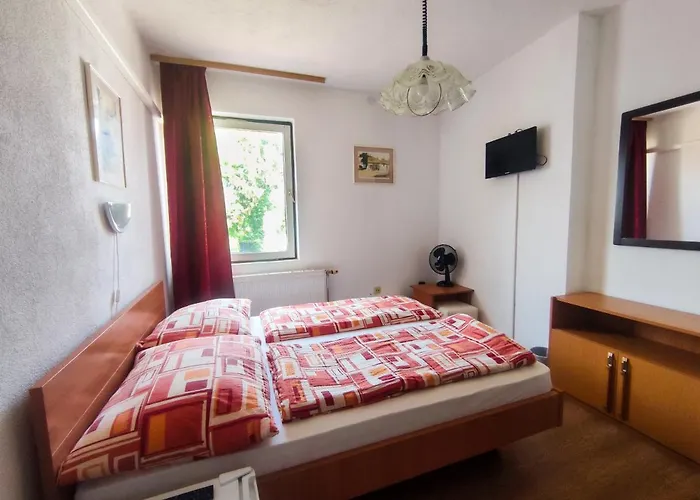 Viktoria Panzio Pensjonat 3*